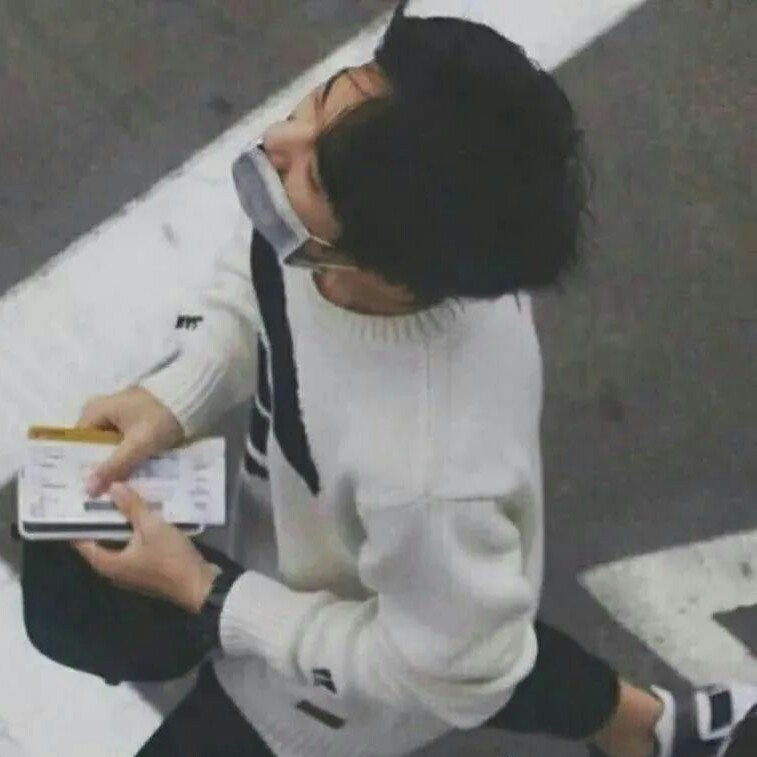 易烊千玺和他的小姑娘