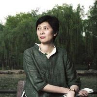 查建英
