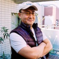 贵志佑介