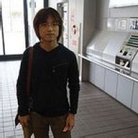 三崎亚记