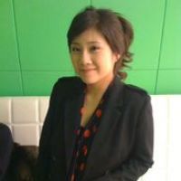 殳俏