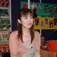 由贵香织里